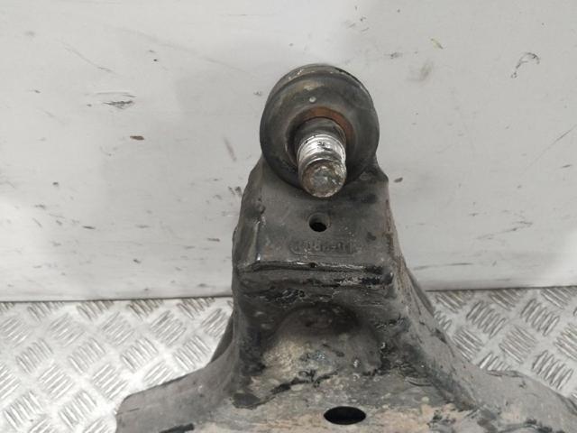 MERCEDES 9063304107 Рычаг передней подвески нижний правый в наличии Павлоград