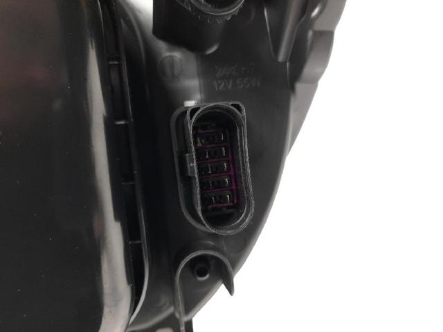 9068200261 MERCEDES Правая фара купить в Ирпень