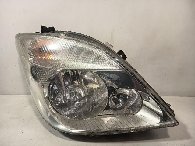 MERCEDES 9068200261 Правая фара в наличии Сумы