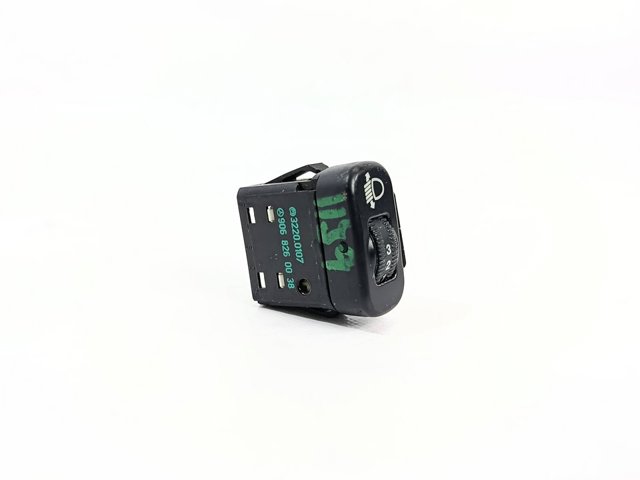 A9068260038 MERCEDES Кнопка (регулятор) корректора фар купить в Сумы