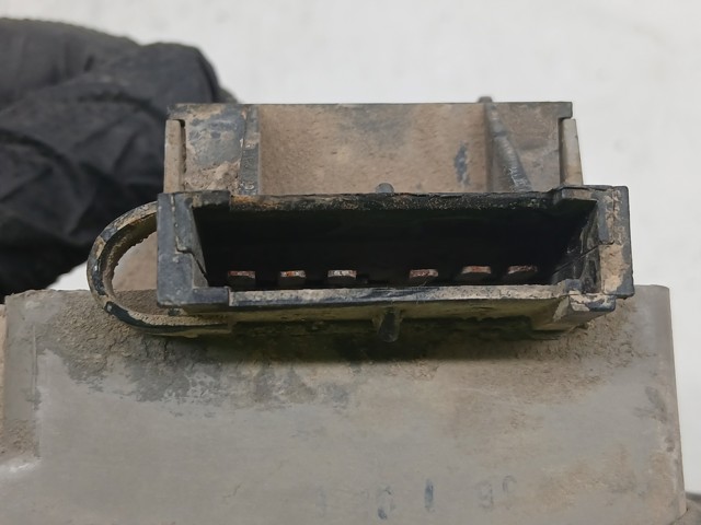 90VB13404 FORD Фонарь задний правый купить в Одесса
