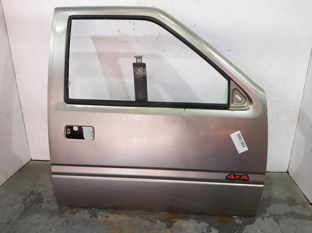 OPEL 91154422 Дверь передняя правая в наличии Ужгород