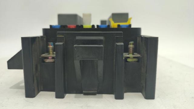 Unidade de dispositivos de segurança KIA Sorento 1 JC