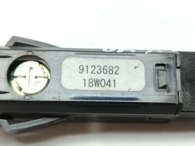 VOLVO 9123682 Кнопка включения аварийного сигнала в наличии Полтава