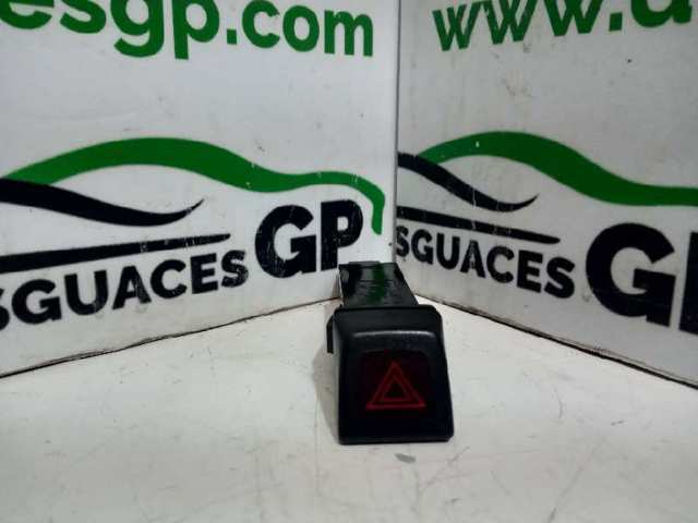 Botão de ativação do sinal de emergência 9123684 VOLVO