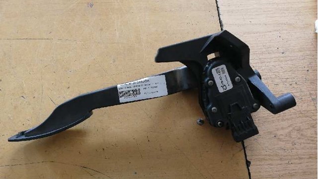 OPEL 9129423 Педаль газа в наличии Николаев