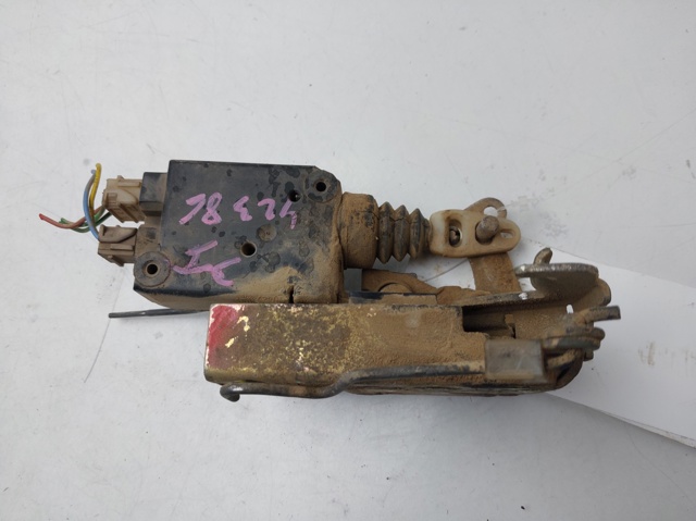 913576 PEUGEOT Замок двери передней левой купить в Ужгород