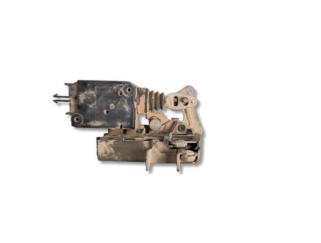 913585 PEUGEOT Замок двери передней левой купить в Запорожье