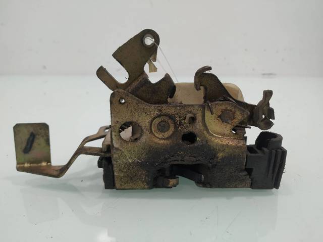 913599 PEUGEOT Замок двери передней левой купить в Тернополь