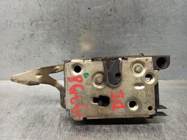 913599 PEUGEOT Замок водительской двери купить в Каменское