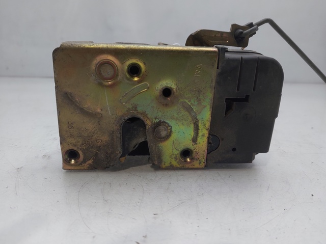 Fecho da porta dianteira esquerda Peugeot 206 2A/C