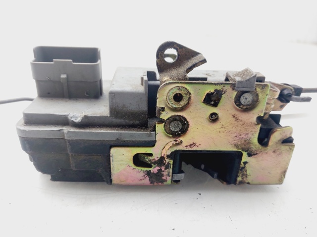 Fecho da porta dianteira esquerda Peugeot 206 2A/C
