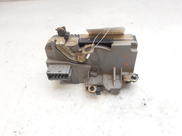 Fecho da porta dianteira esquerda Peugeot 206 2A/C