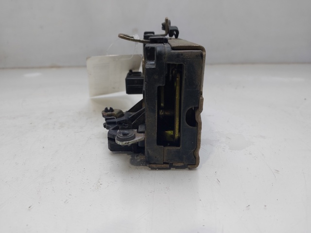 Fecho da porta dianteira esquerda Peugeot 206 2A/C