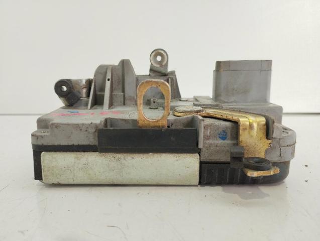 Fecho da porta dianteira esquerda Peugeot 206 2A/C