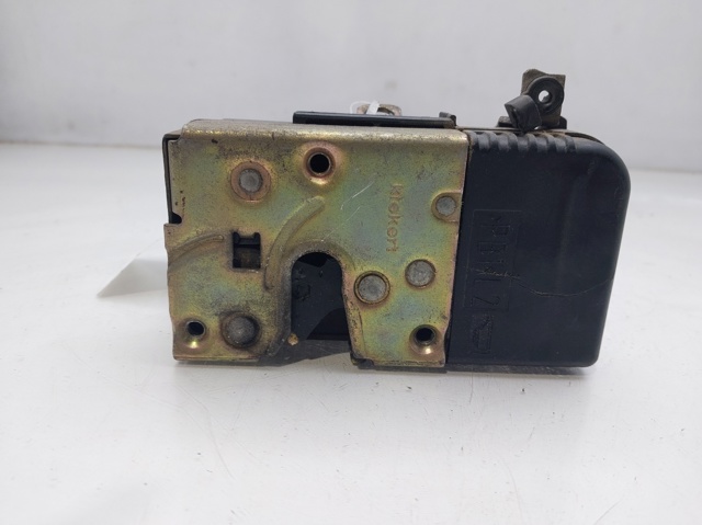 Fecho da porta dianteira esquerda Peugeot 206 2A/C