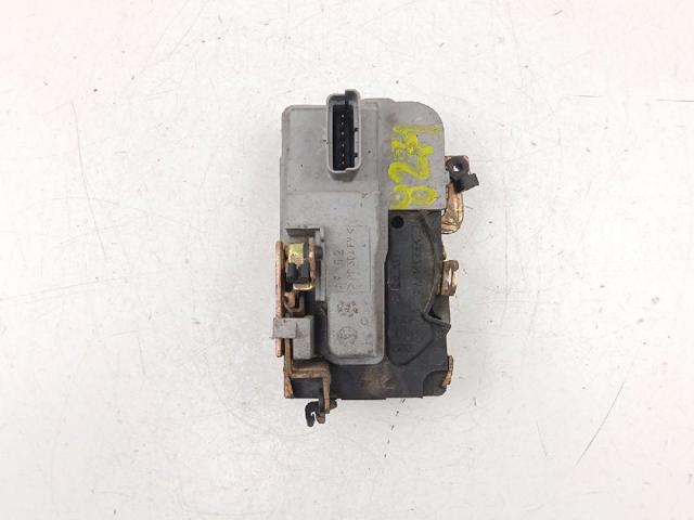 Fecho da porta dianteira esquerda Peugeot 206 2A/C