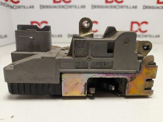 Fecho da porta dianteira esquerda Peugeot 206 2A/C