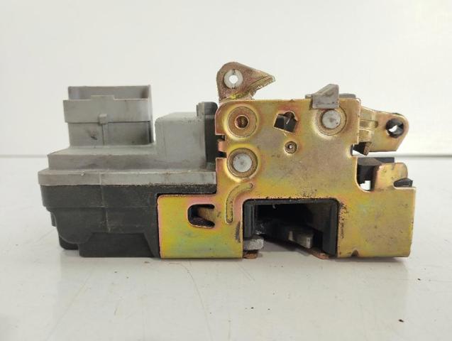 Fecho da porta dianteira esquerda Peugeot 206 2A/C