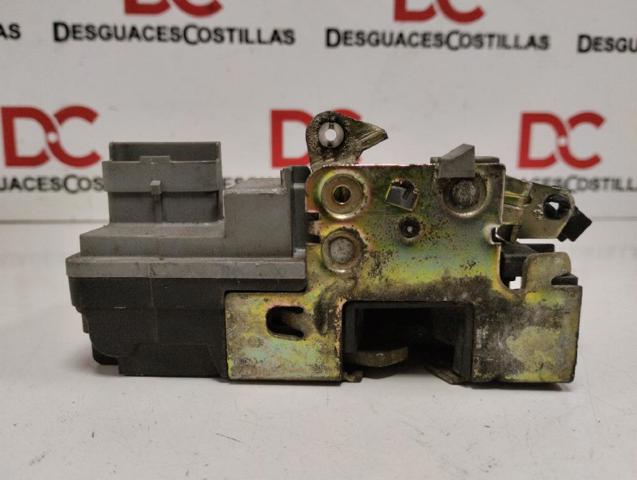 Fecho da porta dianteira esquerda Peugeot 206 2A/C