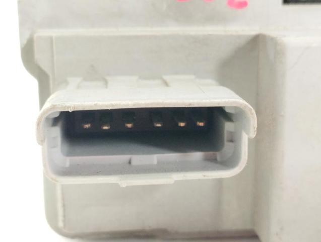 Fecho da porta dianteira esquerda Peugeot 206 2A/C