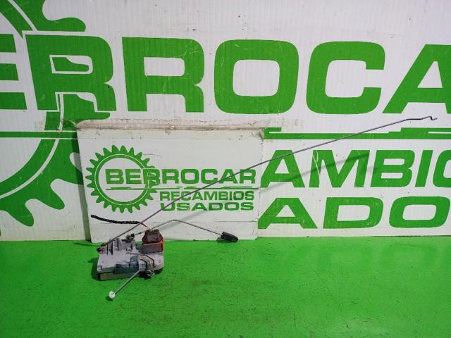 Fecho da porta dianteira esquerda Peugeot 306 7E