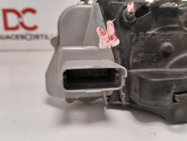 Fecho da porta dianteira esquerda Citroen Xsara N68