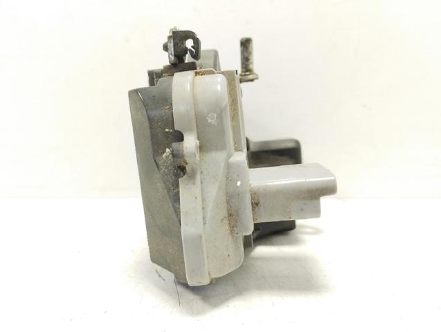 Fecho da porta dianteira esquerda Citroen Xsara N68