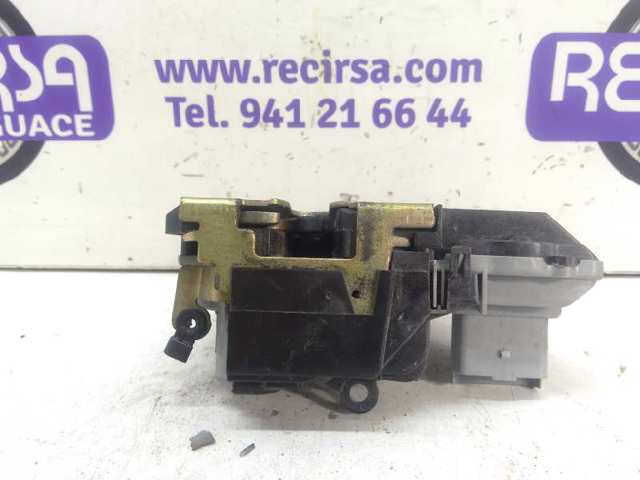 Fecho da porta dianteira esquerda Citroen Xsara N68
