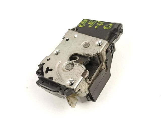 Fecho da porta dianteira esquerda Citroen Xsara N68