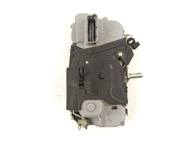 Fecho da porta dianteira esquerda Citroen Xsara N68