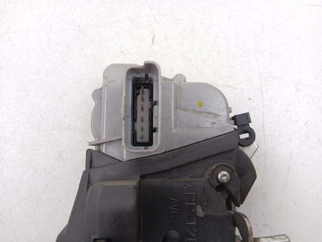 Fecho da porta dianteira esquerda Citroen Xsara N68