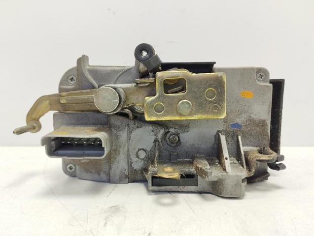 Fecho da porta dianteira esquerda Citroen C8 EA, EB