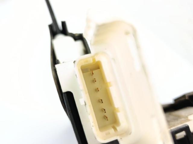 Fecho da porta dianteira esquerda Citroen C4 1 LC