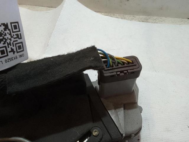 Fecho da porta dianteira esquerda Peugeot 307 3H