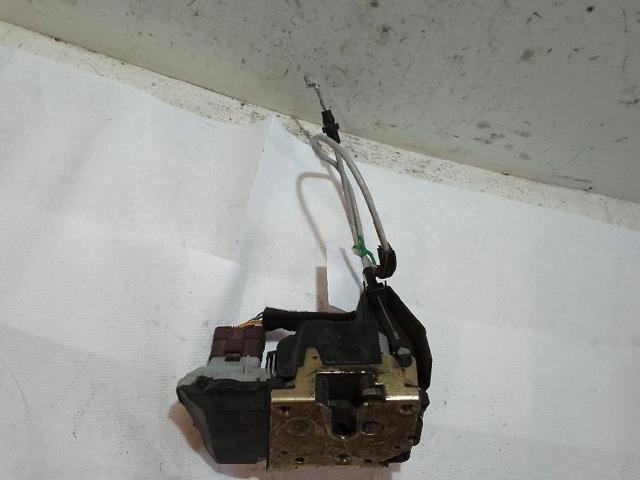 Fecho da porta dianteira esquerda Peugeot 307 3H