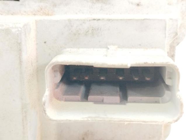 Fecho da porta dianteira direita 9136J4 PEUGEOT