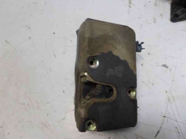 Fecho da porta dianteira direita 9136J4 PEUGEOT