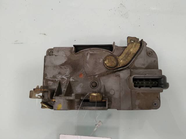 9136J9 PEUGEOT Замок передней правой двери купить в Николаев