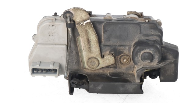 913758 PEUGEOT Замок двери задней левой купить в Чернигов