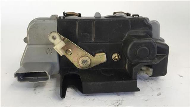 913758 PEUGEOT Замок двери задней левой купить в Тернополь