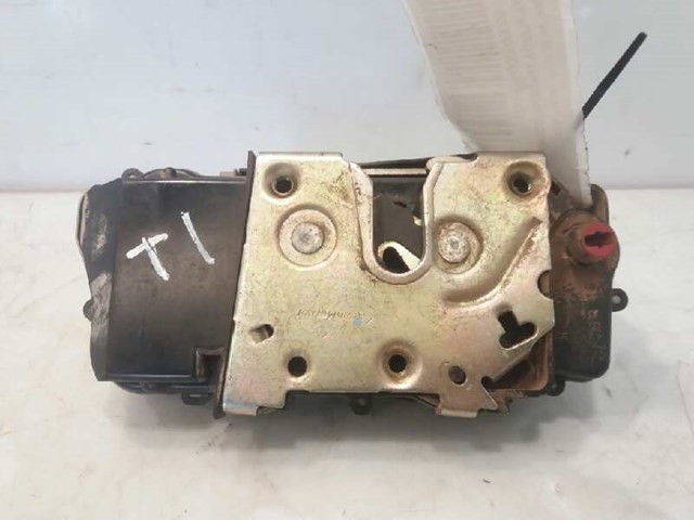 PEUGEOT 913784 Замок двери задней левой в наличии Украина