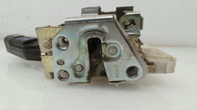 9137F4 PEUGEOT Замок двери задней левой купить в Ирпень