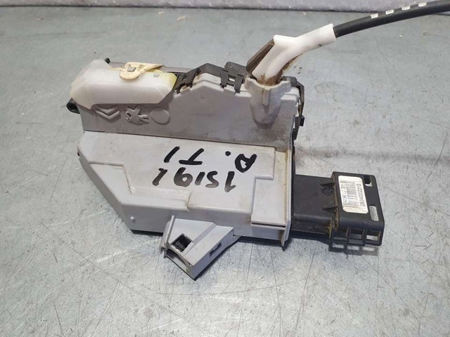 9137W6 PEUGEOT Замок двери задней левой купить в Черновцы