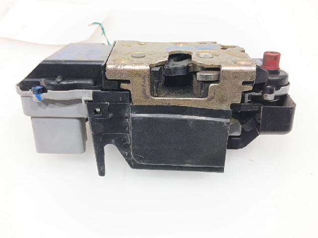 913894 PEUGEOT Замок двери задней правой купить в Чернигов