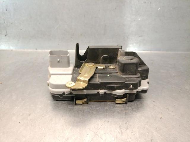 913894 PEUGEOT Замок двери задней правой купить в Киев
