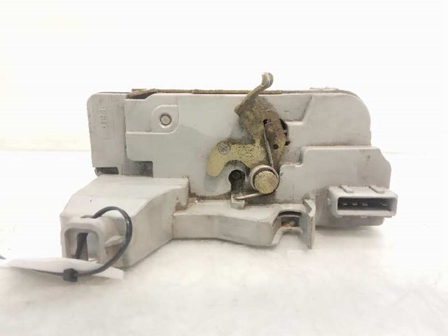 9138G0 PEUGEOT Замок двери задней правой купить в Ужгород