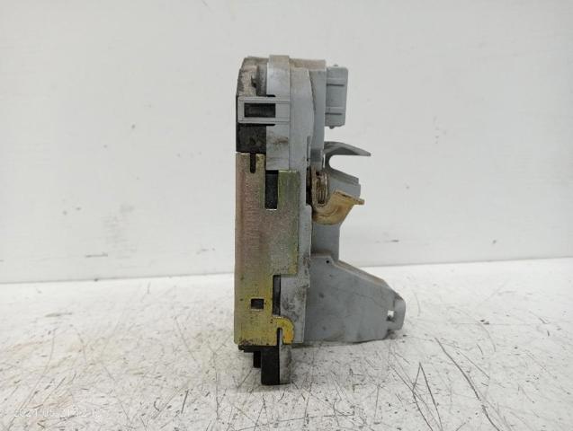 9138G0 Замок двери задней правой купить Черкассы