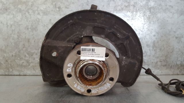 VOLVO 9140342 Цапфа передняя правая в наличии Ровно