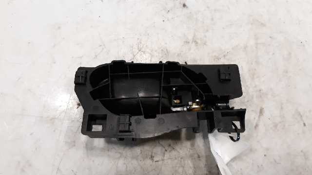 9143T8 Ручка двери левой внутренняя передняя/задняя купить Павлоград